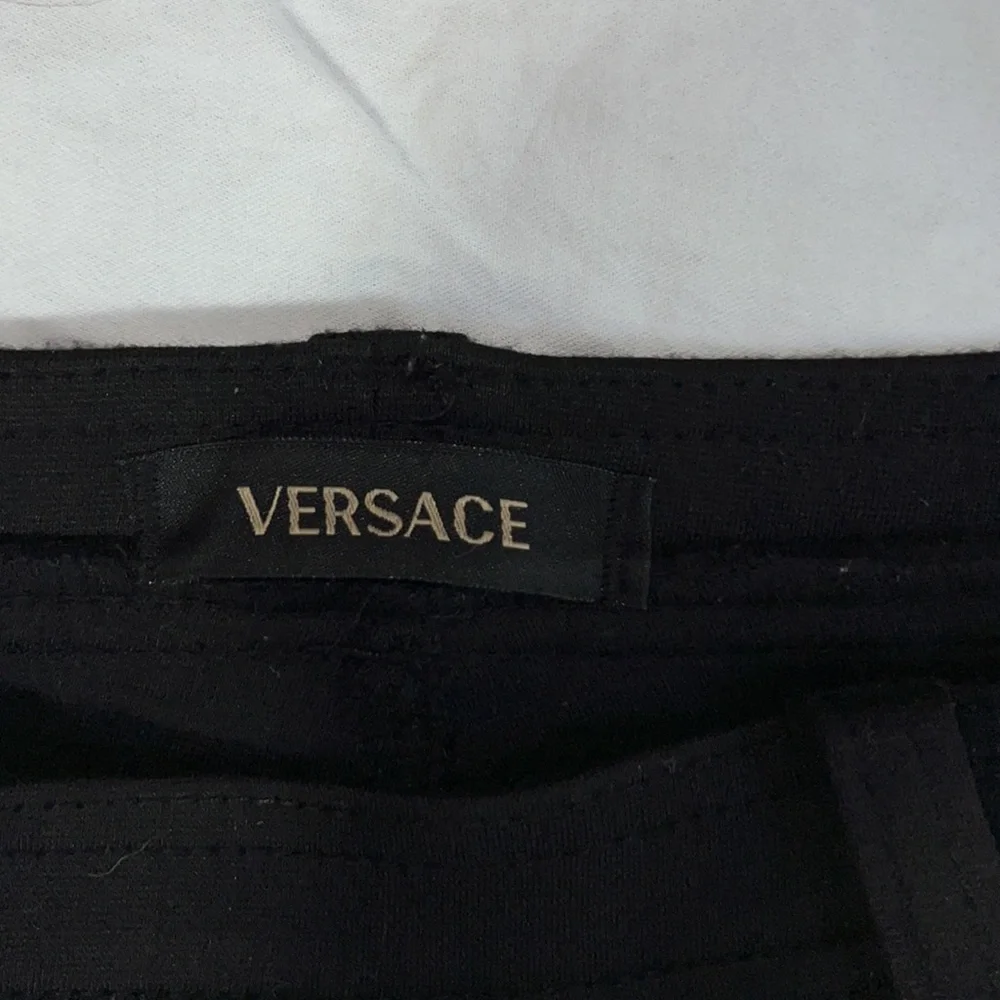 Woman’s versace pants woman’s size 29/34 - Picture 3 of 5